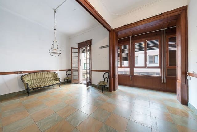 Erhverv til salg i Plaça dels Patins, Palma de Mallorca - € 2.000.000 (Ref: 7352987)