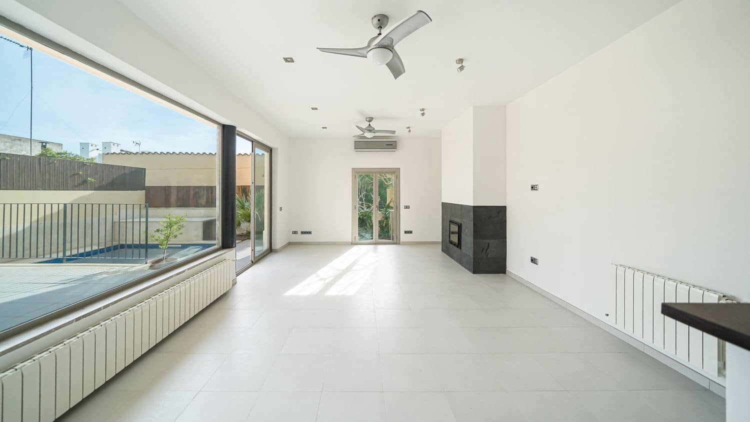 3 sypialnia Dom szeregowy na sprzedaż w Palma de Mallorca z basenem - 1 200 000 € (Ref: 7483413)