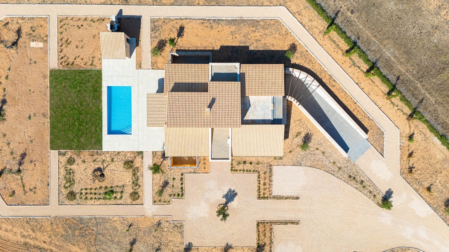 4 soveværelse Finca/Landehus til salg i Santa Maria del Cami med swimmingpool - € 4.250.000 (Ref: 8252064)