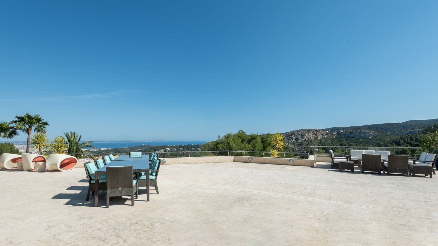 6 bedroom Villa for sale in Son Vida with pool - € 10,900,000 (Ref: 8363701)