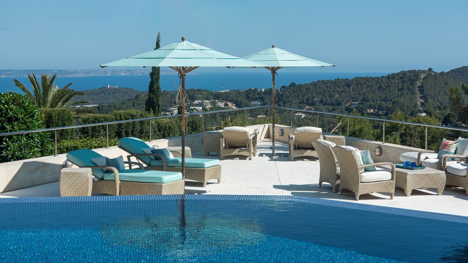 6 bedroom Villa for sale in Son Vida with pool - € 10,900,000 (Ref: 8363701)