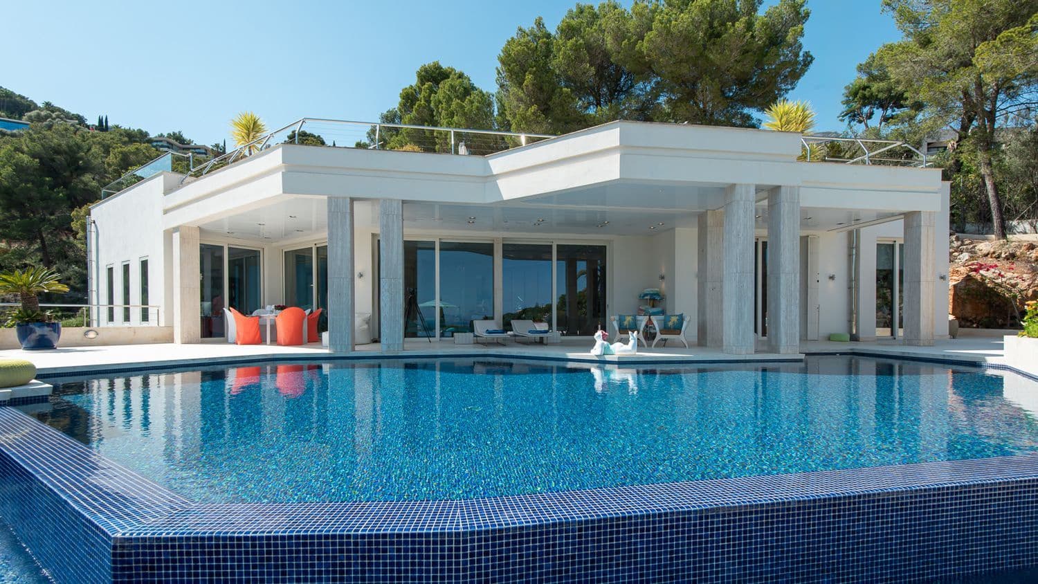 6 bedroom Villa for sale in Son Vida with pool - € 10,900,000 (Ref: 8363701)