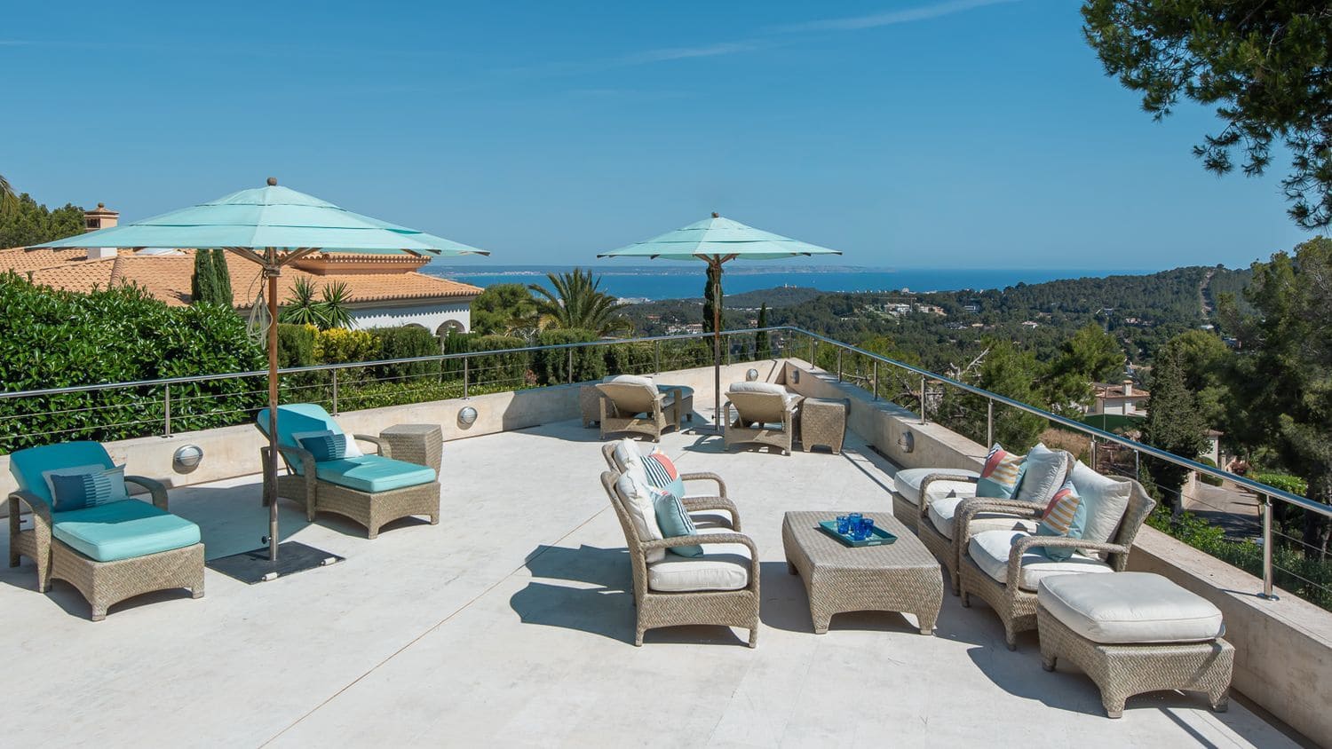 6 bedroom Villa for sale in Son Vida with pool - € 10,900,000 (Ref: 8363701)