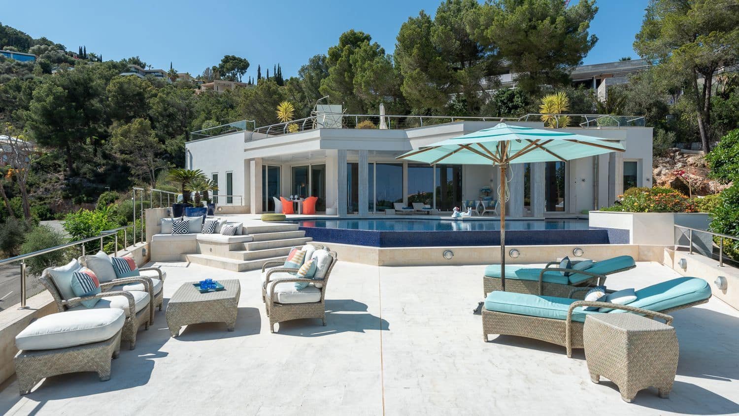 6 bedroom Villa for sale in Son Vida with pool - € 10,900,000 (Ref: 8363701)