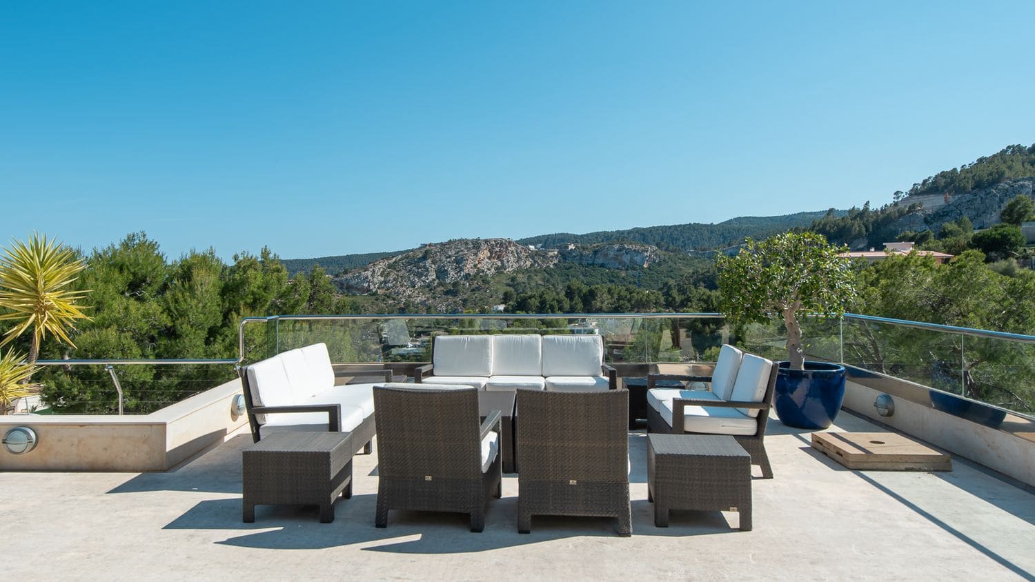 6 bedroom Villa for sale in Son Vida with pool - € 10,900,000 (Ref: 8363701)