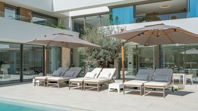 5 chambre Villa/Maison à vendre à Santa Ponsa, Calvià avec piscine - 12 000 000 € (Ref: 8369388)