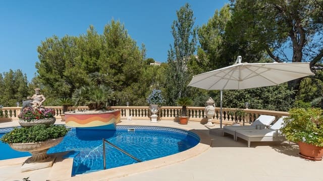 4 soveværelse Villa til salg i Costa de la Calma, Calvià med swimmingpool - € 2.550.000 (Ref: 8431164)