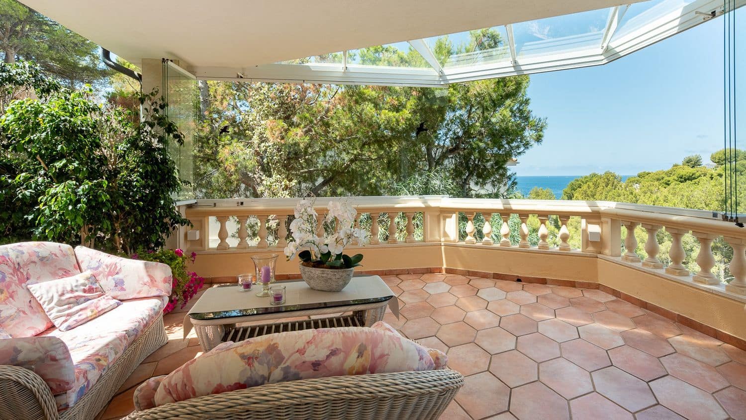 4 sypialnia Willa na sprzedaż w Costa de la Calma z basenem - 2 550 000 € (Ref: 8431164)