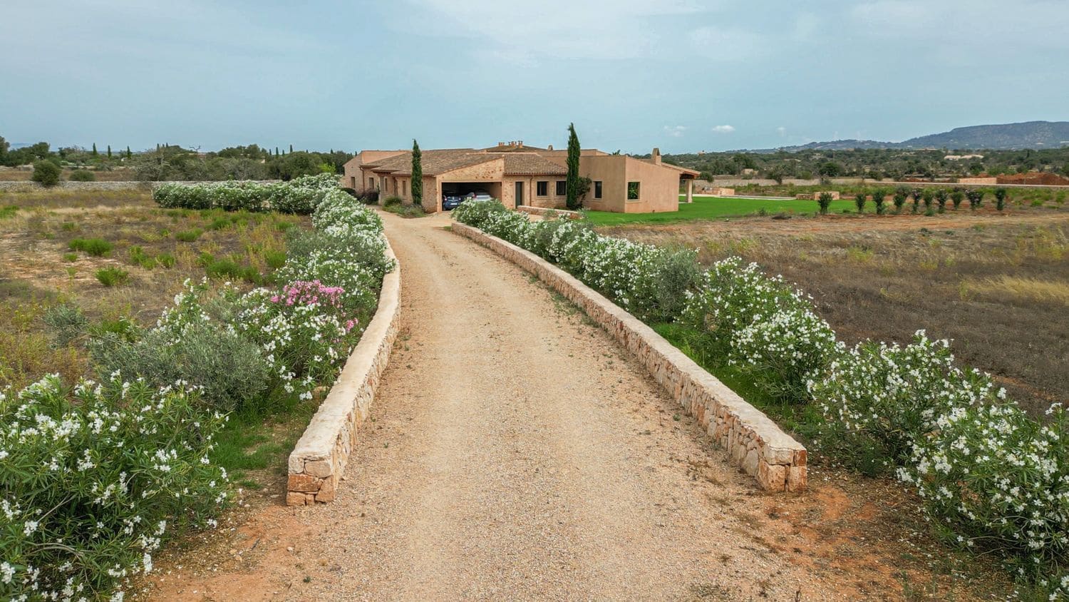 4 slaapkamer Finca/Landhuis te koop in Cala Santanyi met zwembad - € 3.600.000 (Ref: 8551003)