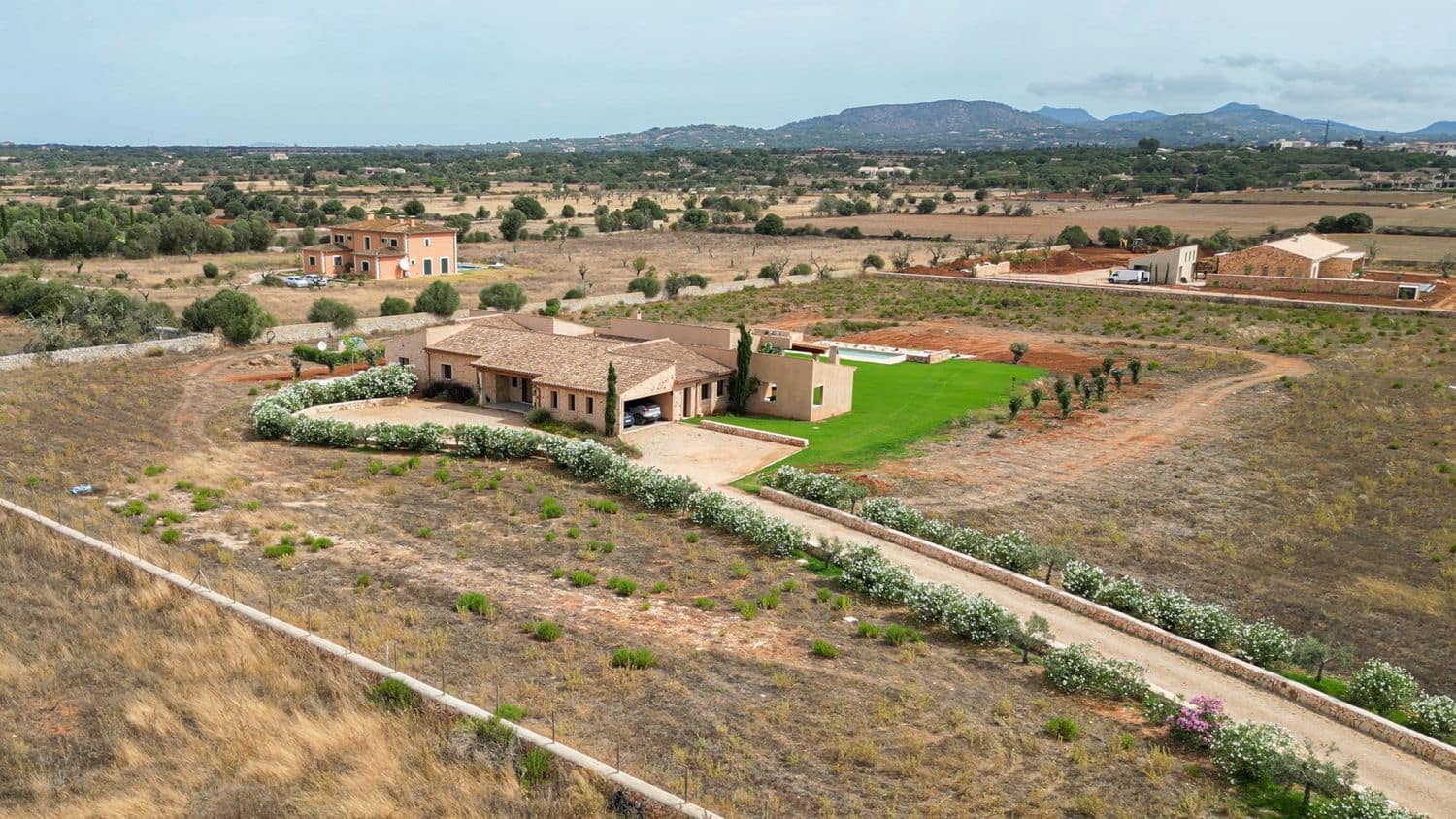 4 slaapkamer Finca/Landhuis te koop in Cala Santanyi met zwembad - € 3.600.000 (Ref: 8551003)