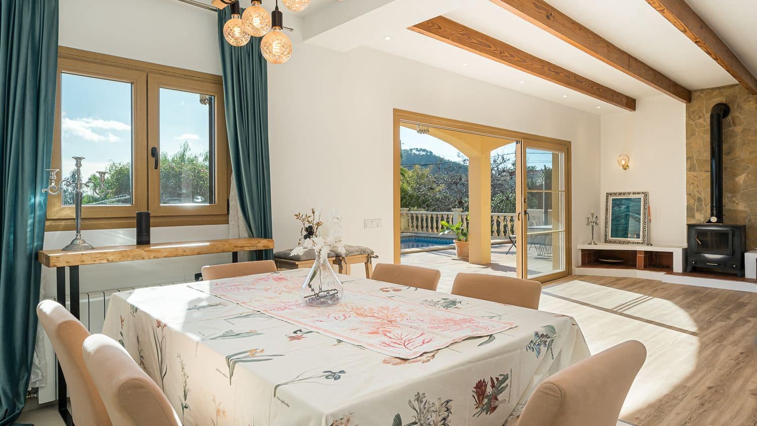 3 soveværelse Villa til salg i Es Capdella med swimmingpool - € 1.995.000 (Ref: 8805967)