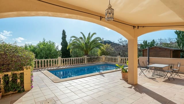 3 bedroom Villa for sale in Es Capdella, Calvià with pool - € 1,995,000 (Ref: 8805967)