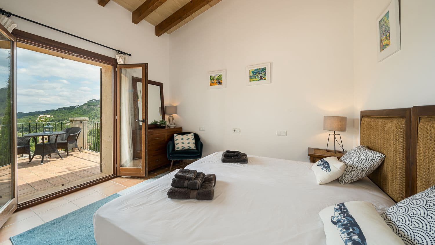 4 makuuhuone Huvila myytävänä paikassa Puigpunyent mukana uima-altaan - 1 990 000 € (Ref: 8875262)