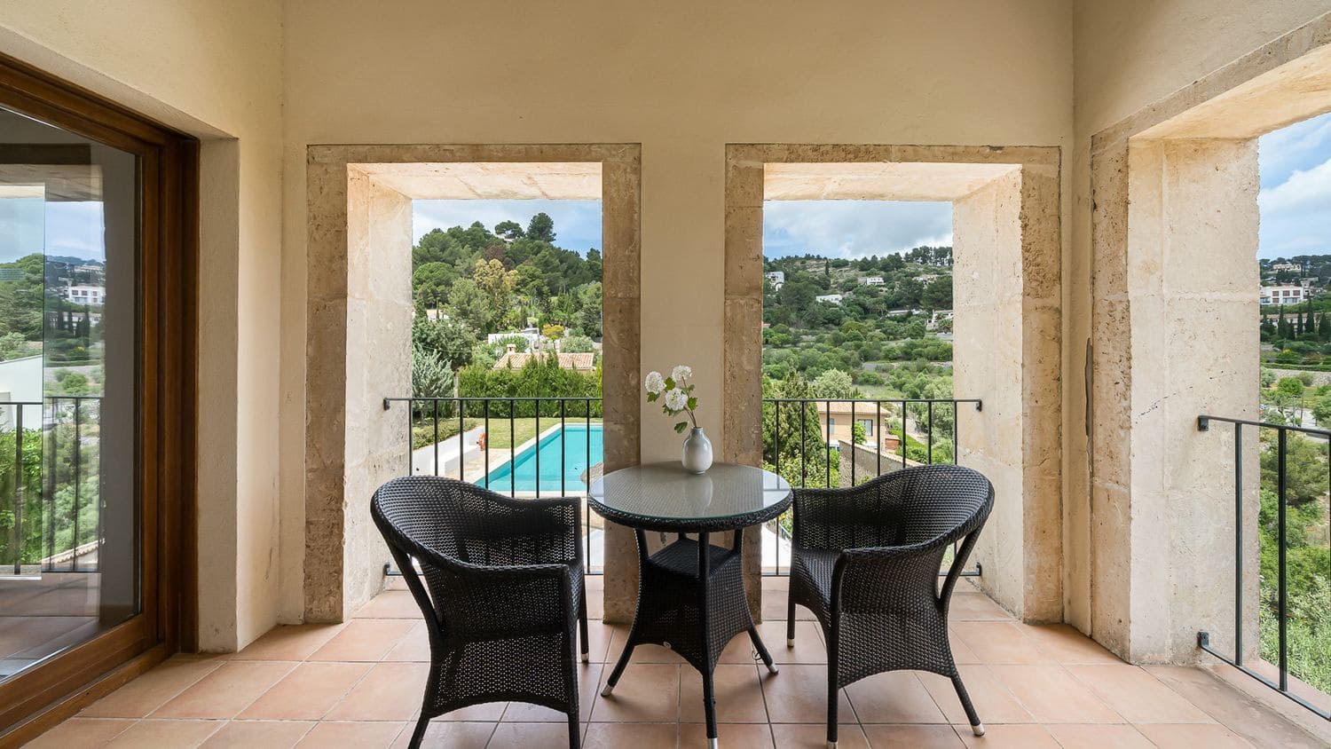 4 makuuhuone Huvila myytävänä paikassa Puigpunyent mukana uima-altaan - 1 990 000 € (Ref: 8875262)