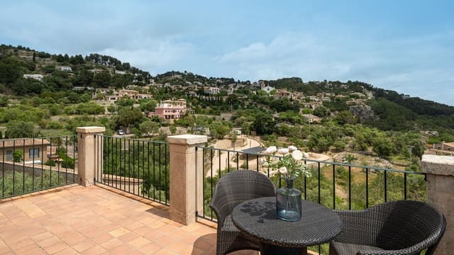 4 sovrum Villa till salu i Puigpunyent med pool - 1 990 000 € (Ref: 8875262)