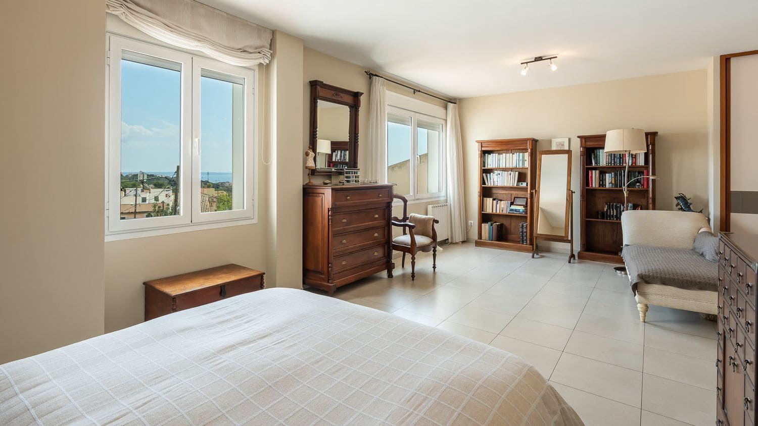 4 slaapkamer Villa te koop in Palma de Mallorca met zwembad - € 1.380.000 (Ref: 8926780)