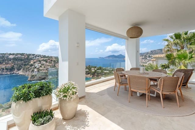 5 bedroom Villa for sale in Puerto de Andratx, Andratx with pool - € 9,800,000 (Ref: 8981638)