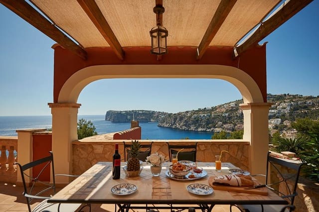 2 soveværelse Lejlighed til salg i Puerto de Andratx, Andratx med swimmingpool - € 1.700.000 (Ref: 8997248)