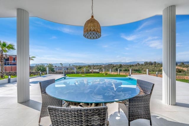 4 soveværelse Villa til salg i Son Ferriol, Palma de Mallorca med swimmingpool - € 3.495.000 (Ref: 9023213)