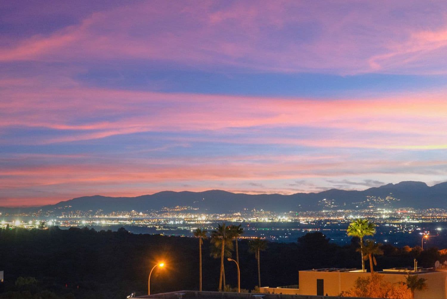 4 soveværelse Villa til salg i Son Ferriol med swimmingpool - € 3.495.000 (Ref: 9023213)