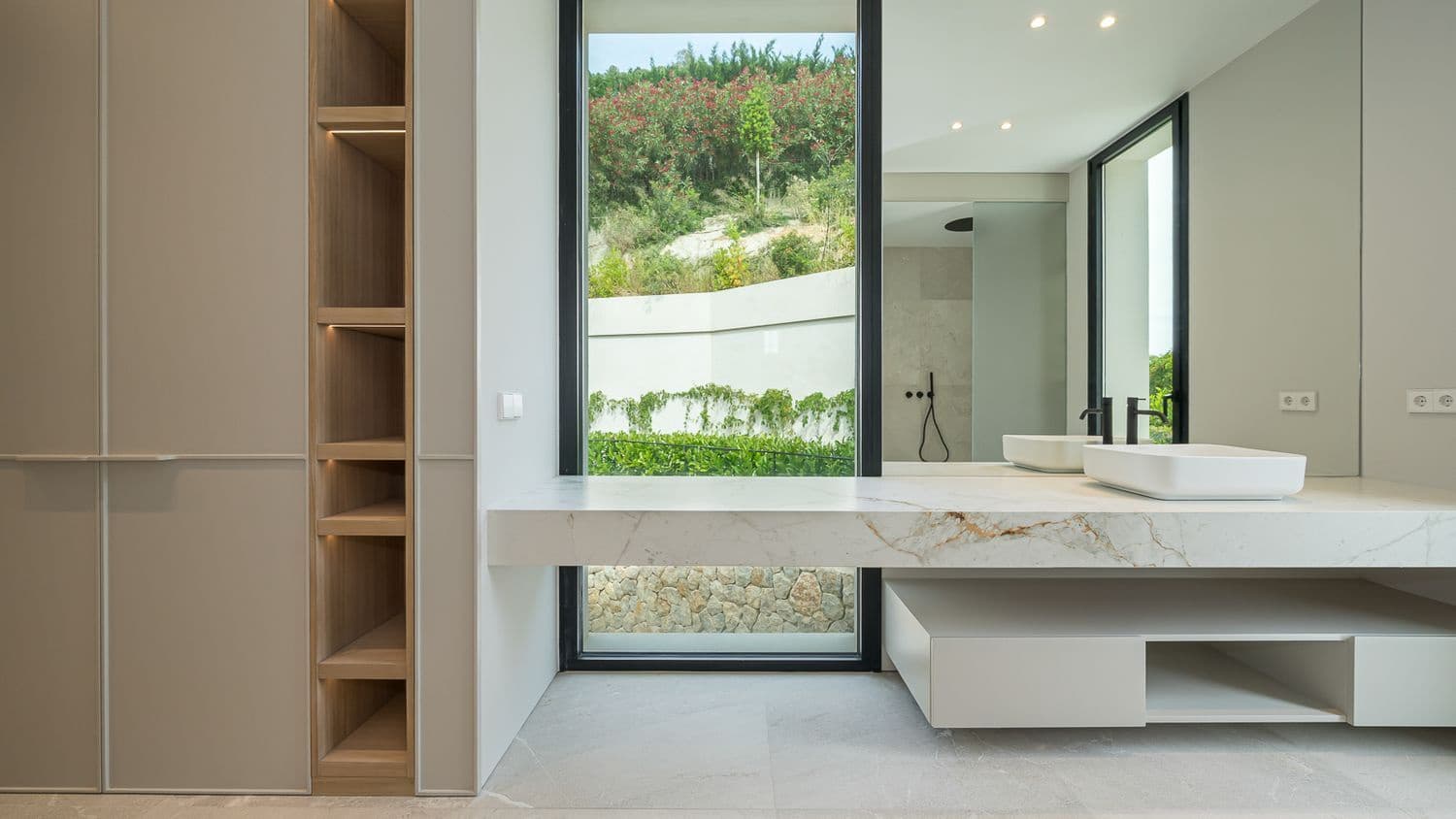 4 bedroom Villa for sale in Son Vida with pool - € 5,500,000 (Ref: 9059344)