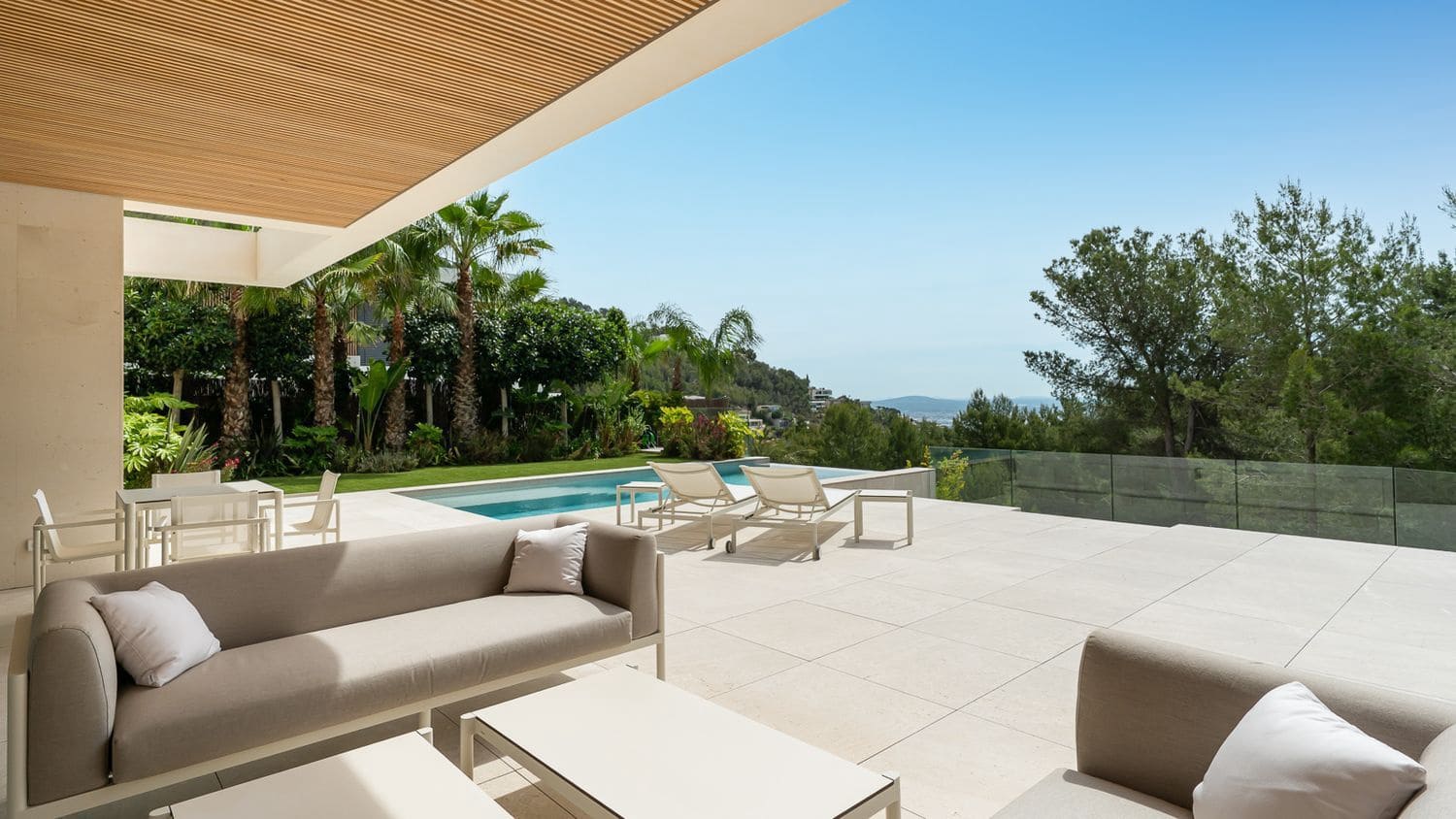 4 bedroom Villa for sale in Son Vida with pool - € 5,500,000 (Ref: 9059344)