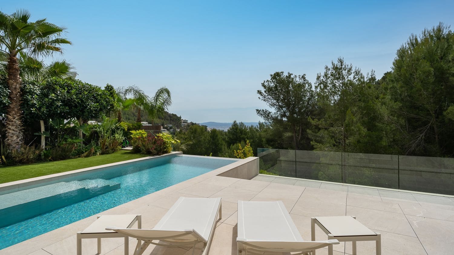 4 bedroom Villa for sale in Son Vida with pool - € 5,500,000 (Ref: 9059344)