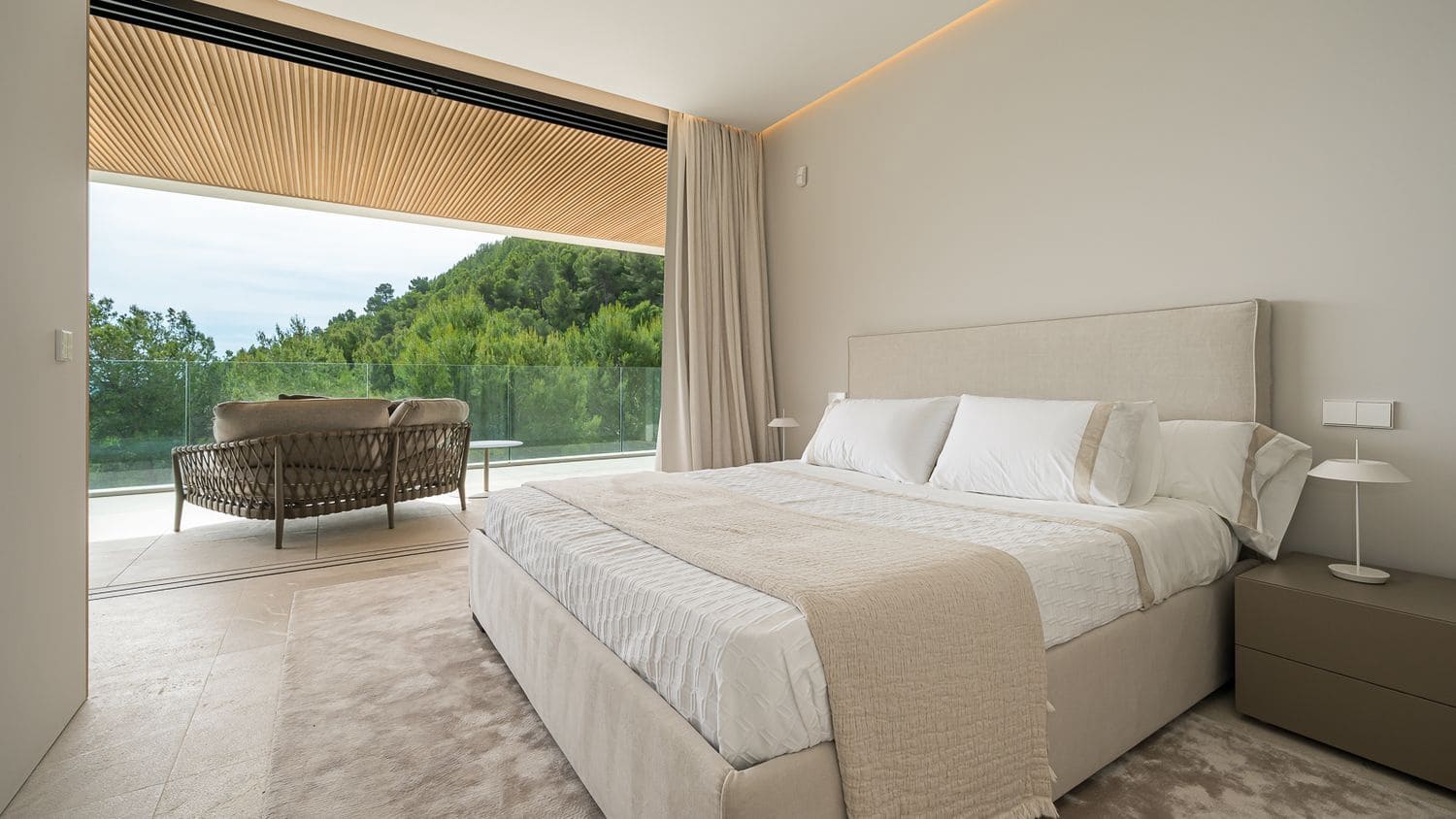 4 bedroom Villa for sale in Son Vida with pool - € 5,500,000 (Ref: 9059344)