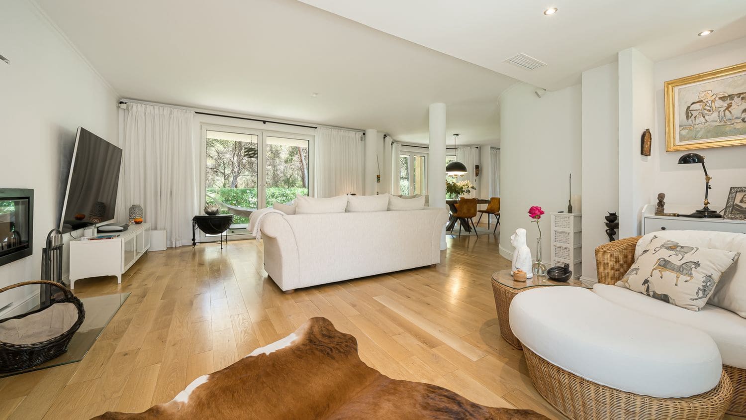 5 bedroom Villa for sale in Santa Ponsa with pool - € 3,750,000 (Ref: 9084988)