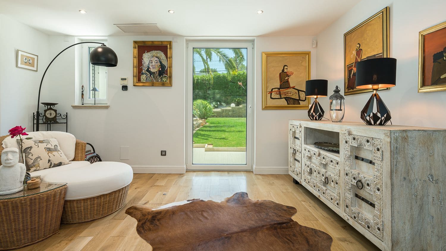 5 bedroom Villa for sale in Santa Ponsa with pool - € 3,750,000 (Ref: 9084988)