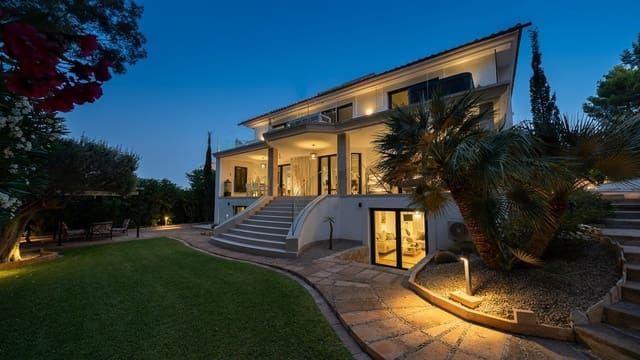 5 soverom Villa til salgs i Santa Ponsa, Calvià med svømmebasseng - € 3 750 000 (Ref: 9084988)