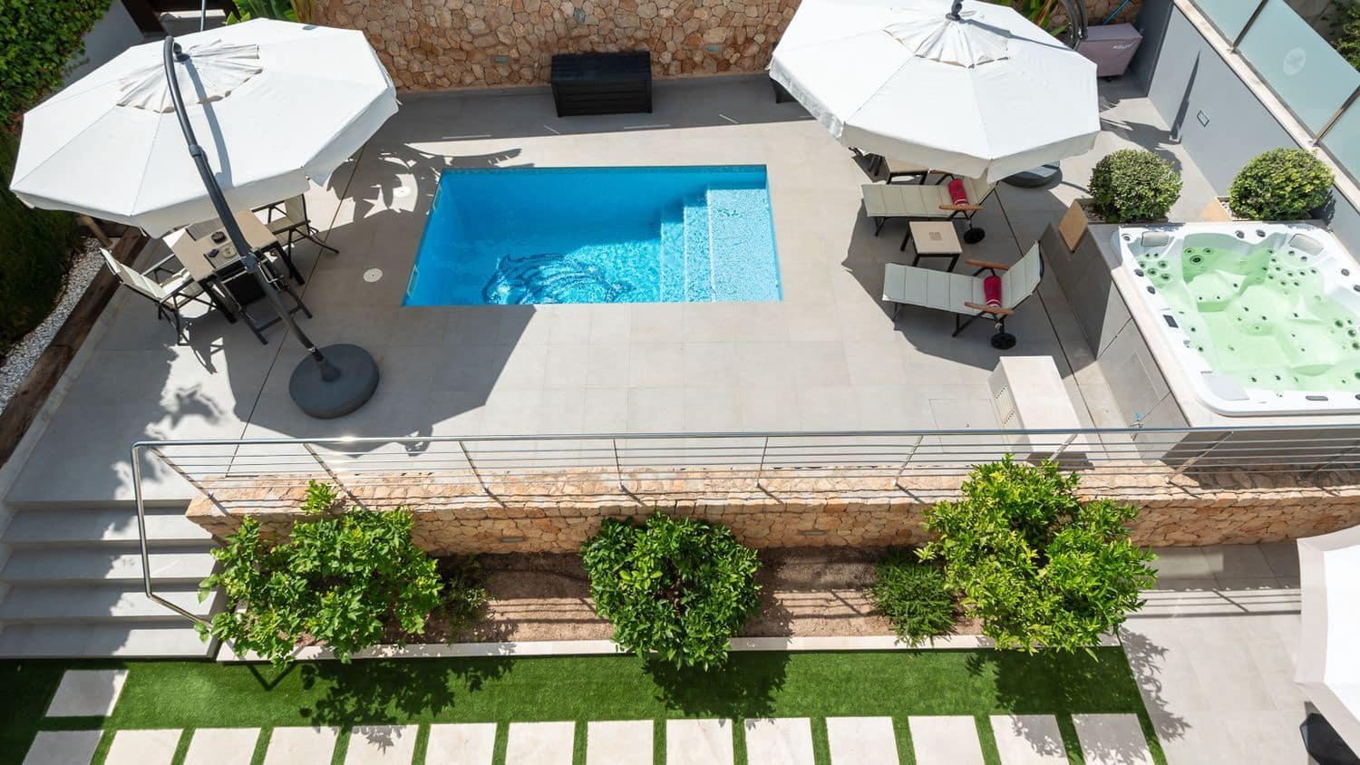 3 bedroom Villa for sale in Llucmajor with pool - € 1,550,000 (Ref: 9084989)