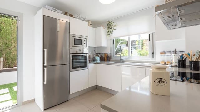 3 soveværelse Villa til salg i Bellavista, Llucmajor med swimmingpool - € 1.550.000 (Ref: 9084989)