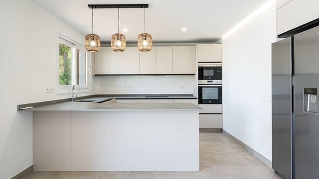 3 sovrum Lägenhet till salu i Genova, Palma de Mallorca - 725 000 € (Ref: 9102866)