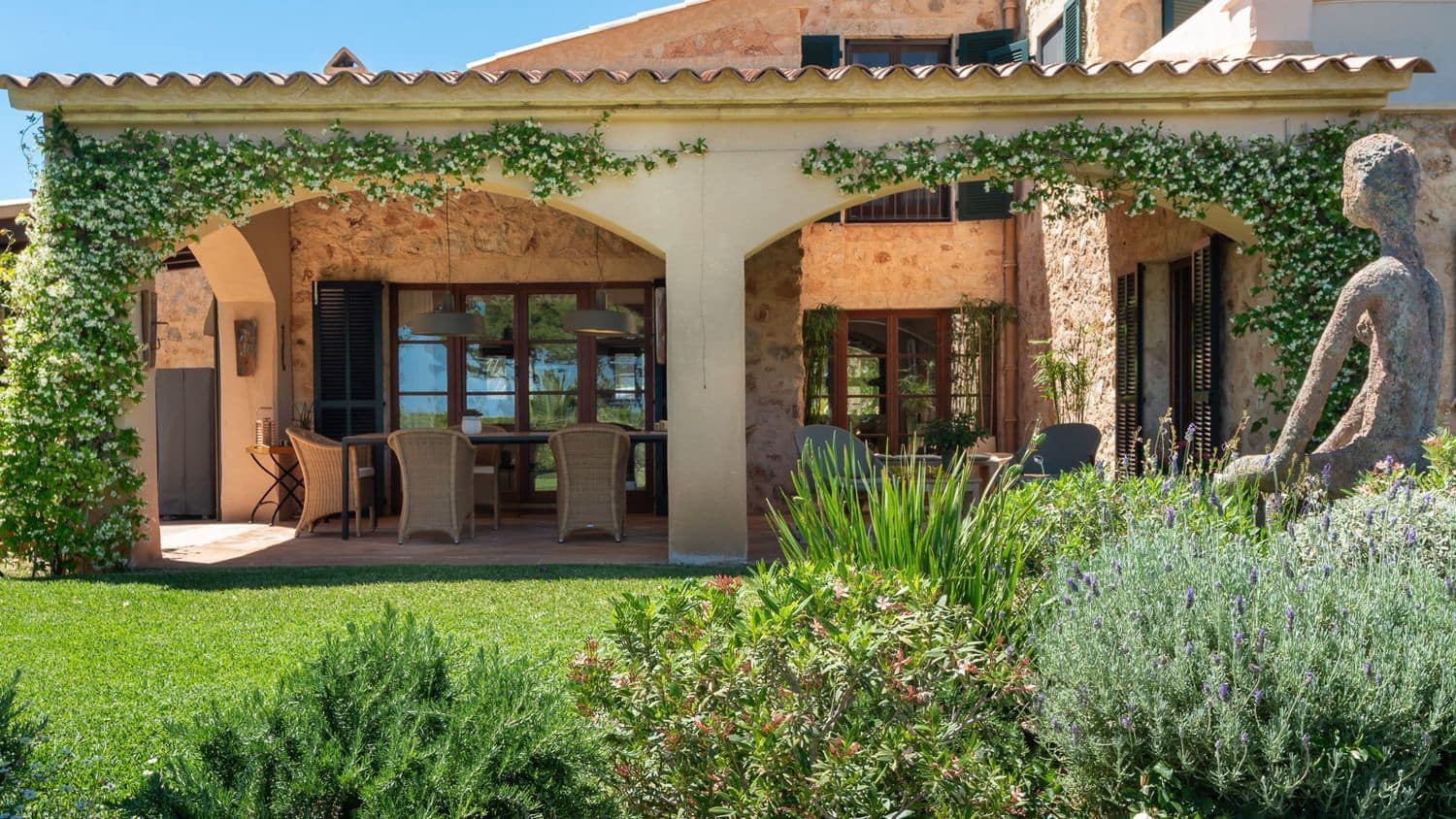 3 soverom Villa til salgs i Santa Ponsa med svømmebasseng - € 2 500 000 (Ref: 9107101)