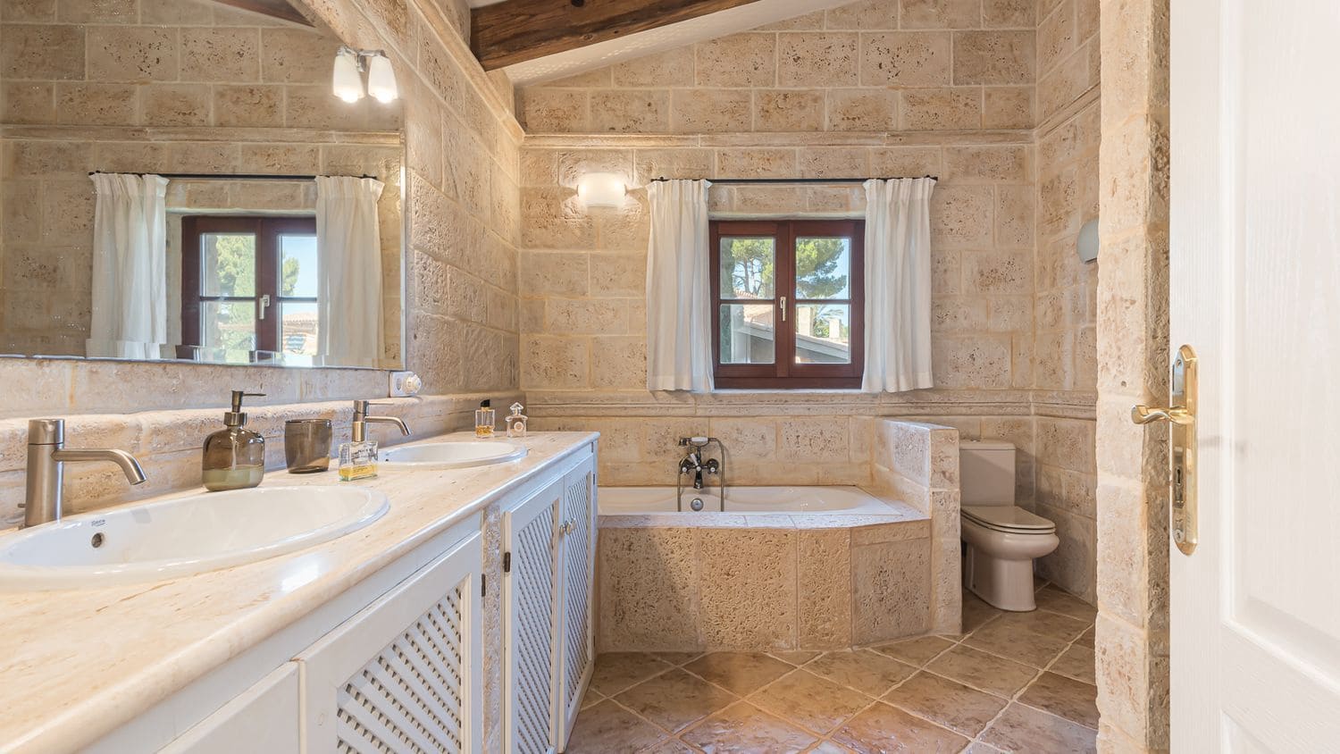 3 soverom Villa til salgs i Santa Ponsa med svømmebasseng - € 2 500 000 (Ref: 9107101)