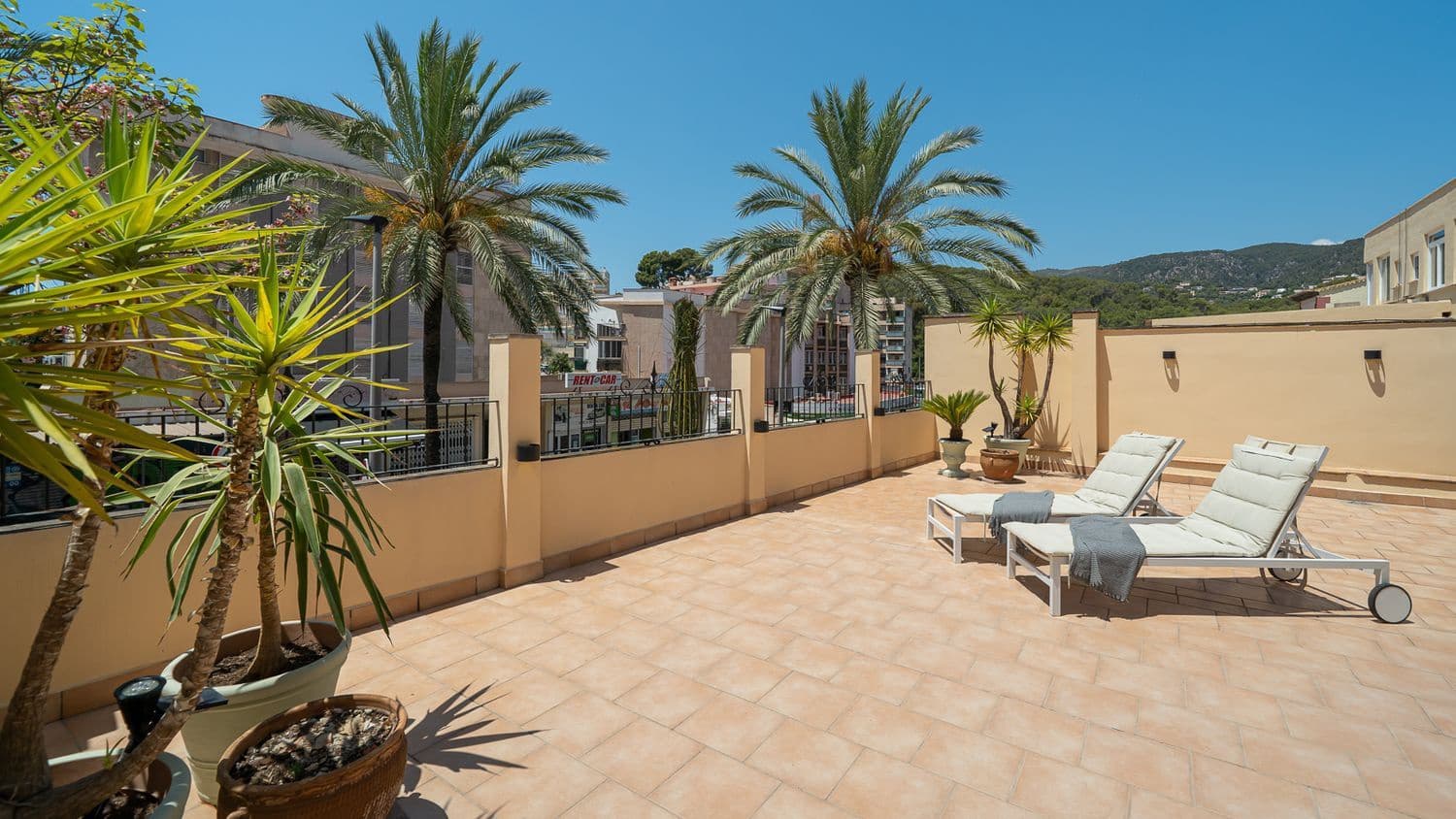 2 slaapkamer Appartement te koop in Palma de Mallorca - € 650.000 (Ref: 9116074)