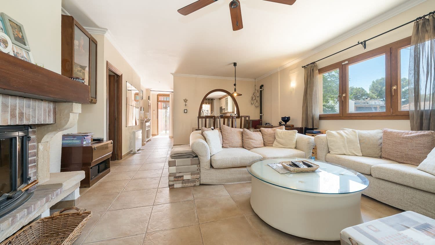 Erhverv til salg i El Toro / Port Adriano - € 1.650.000 (Ref: 9129732)