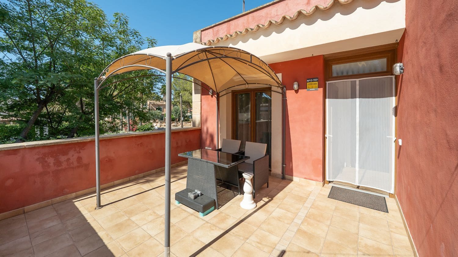 Erhverv til salg i El Toro / Port Adriano - € 1.650.000 (Ref: 9129732)