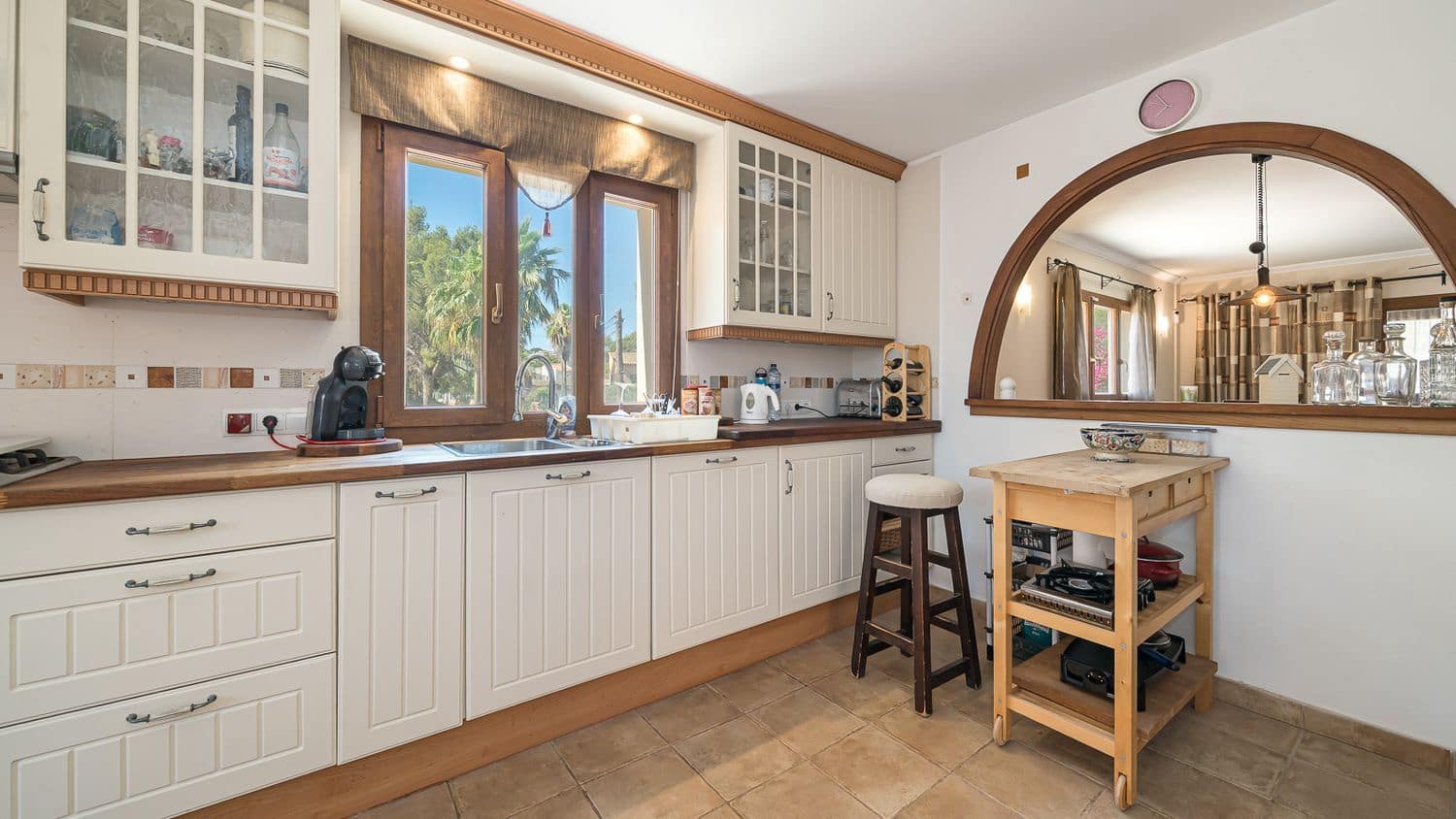 Erhverv til salg i El Toro / Port Adriano - € 1.650.000 (Ref: 9129732)