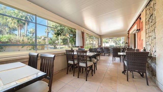 Erhverv til salg i El Toro / Port Adriano, Calvià - € 1.650.000 (Ref: 9129732)