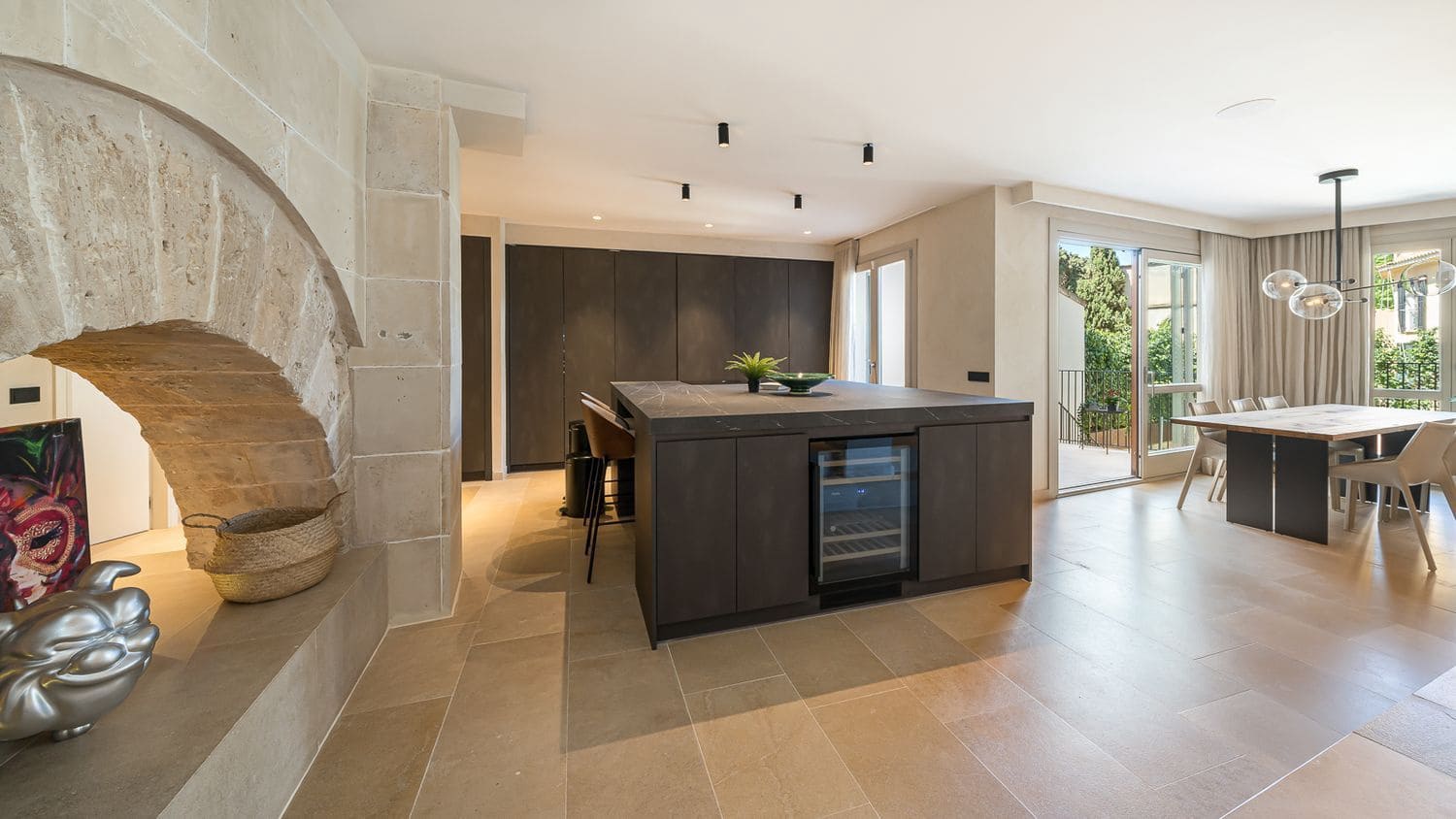 4 soveværelse Lejlighed til salg i Palma de Mallorca med swimmingpool - € 5.500.000 (Ref: 9151766)