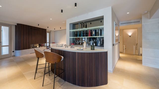 4 soveværelse Lejlighed til salg i La Llotja - Born, Palma de Mallorca med swimmingpool - € 5.500.000 (Ref: 9151766)