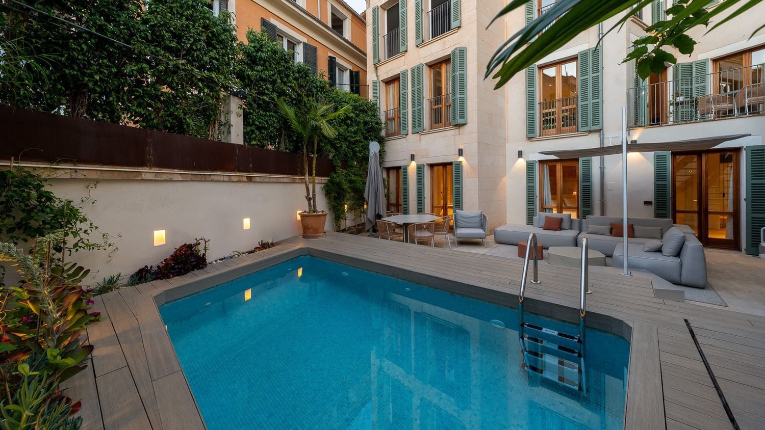 4 soveværelse Lejlighed til salg i Palma de Mallorca med swimmingpool - € 5.500.000 (Ref: 9151766)