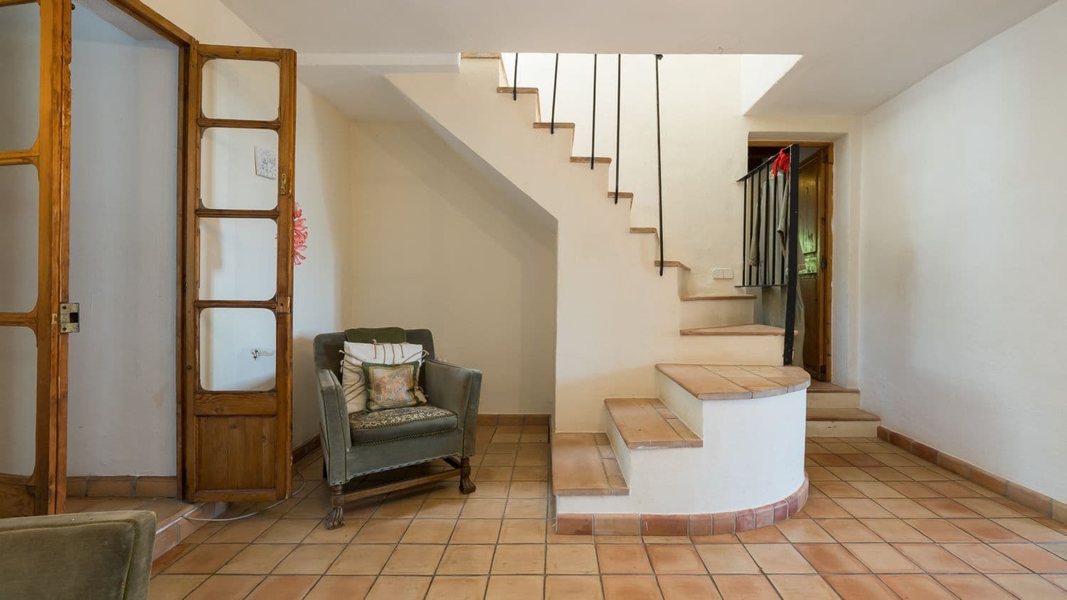 11 bedroom Villa for sale in Santa Maria del Cami with pool - € 2,369,300 (Ref: 9156091)