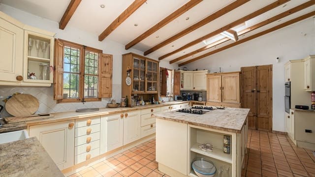 11 chambre Villa/Maison à vendre à Santa María del Camí avec piscine - 2 369 300 € (Ref: 9156091)