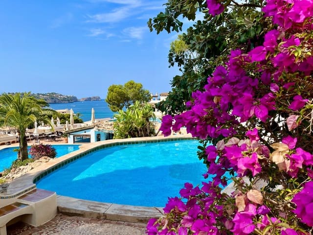 3 makuuhuone Huoneisto myytävänä paikassa Costa de la Calma, Calvià mukana uima-altaan - 2 200 000 € (Ref: 9156093)