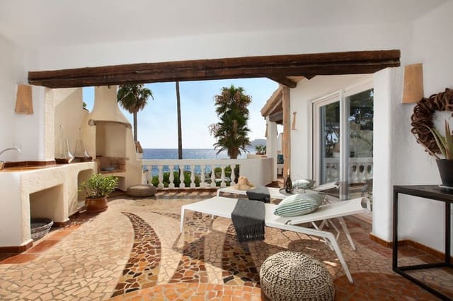 3 makuuhuone Huoneisto myytävänä paikassa Costa de la Calma, Calvià mukana uima-altaan - 2 200 000 € (Ref: 9156093)