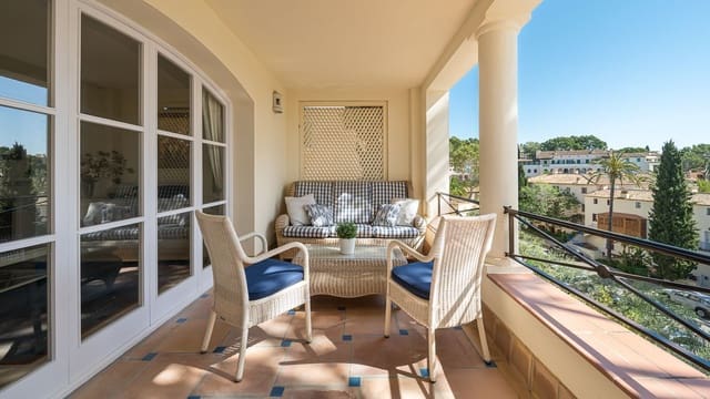 4 soveværelse Villa til salg i Illetas, Calvià med swimmingpool - € 3.150.000 (Ref: 9165767)