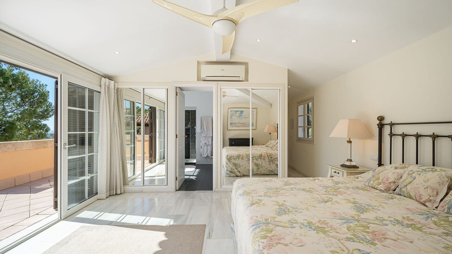 4 soveværelse Villa til salg i Illetas med swimmingpool - € 3.150.000 (Ref: 9165767)